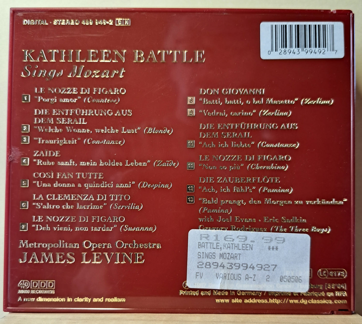 Kathleen Battle Sings Mozart, with the Metropolitan Opera Orchestra conducted by James Levine. (cd)