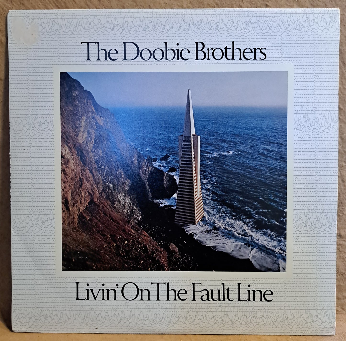 The Doobie Brothers - Livin' on the fault line