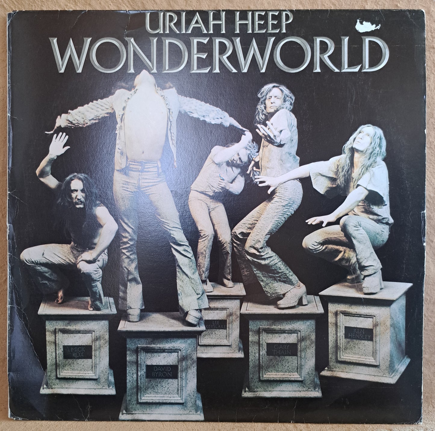 Uriah Heep - Wonderworld