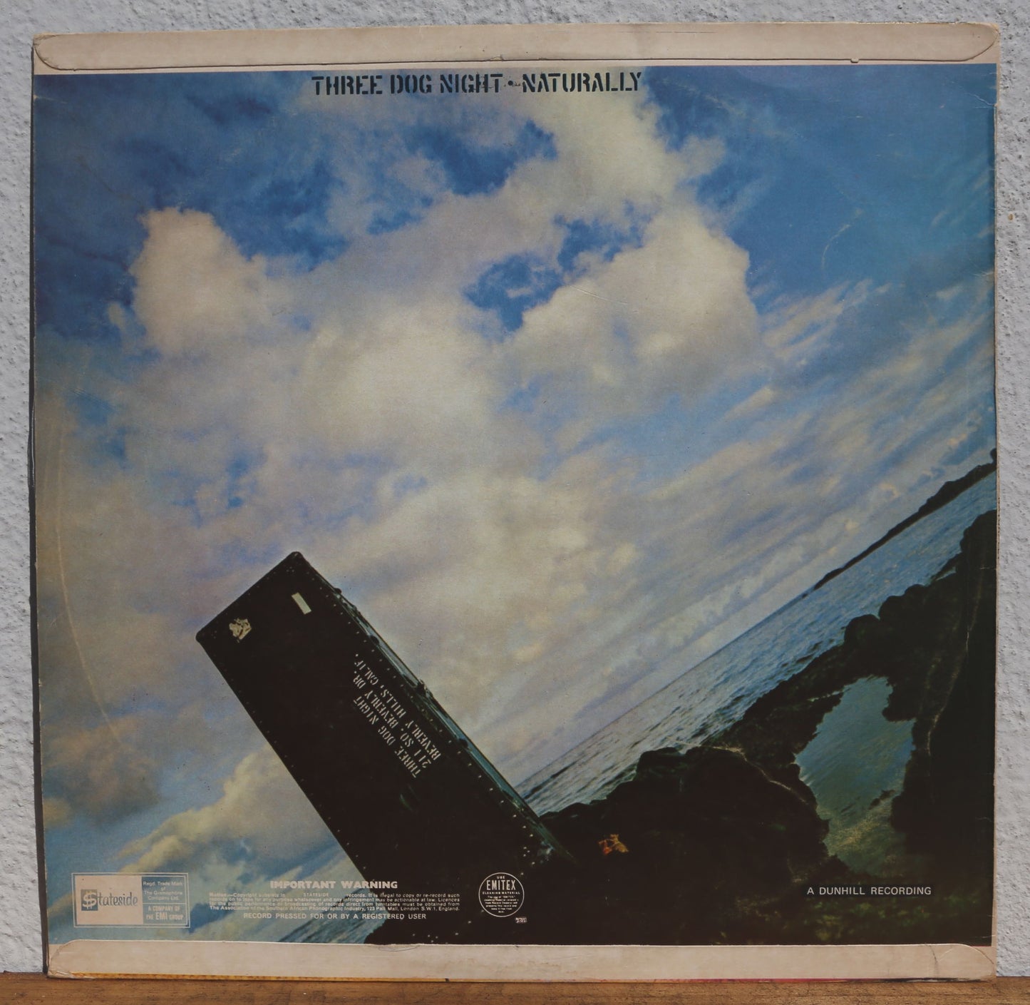 Three Dog Night - Naturally