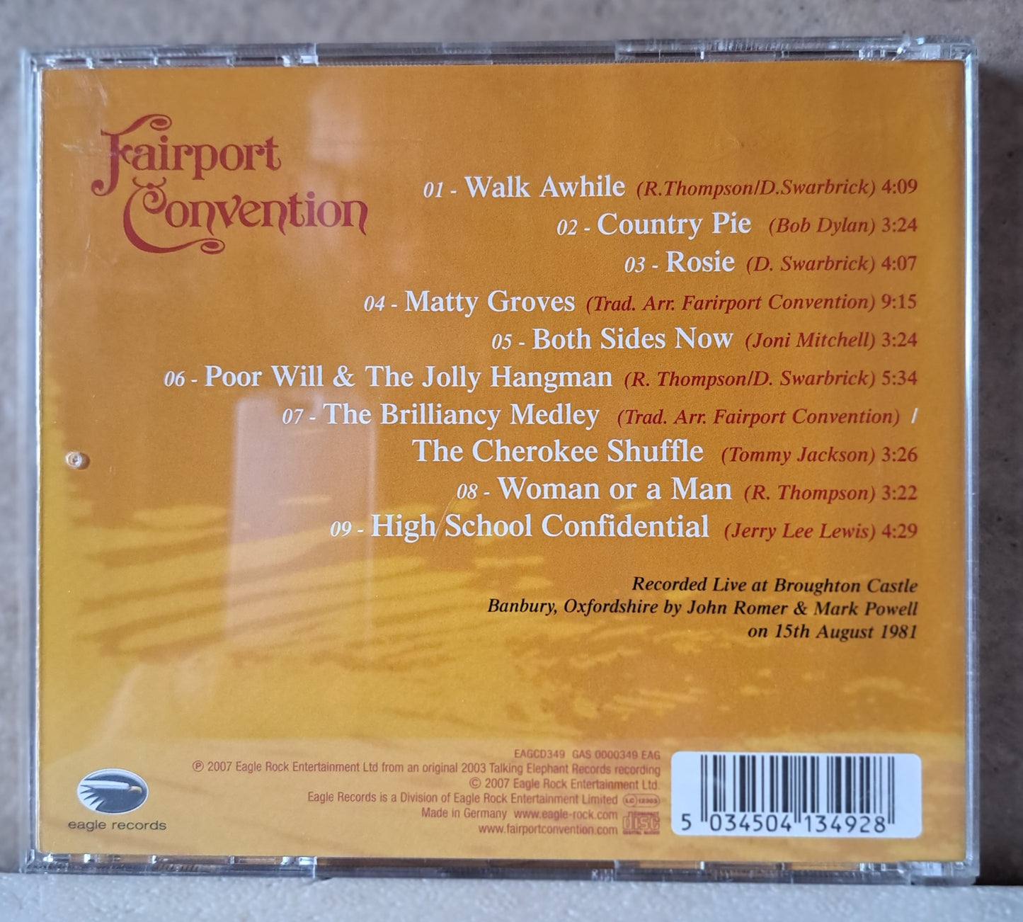 Fairport Convention - Moat on the ledge, live at Broughton Castle (cd)