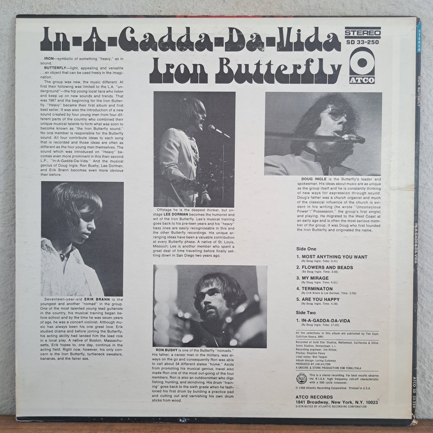 Iron Butterfly - In-a-gadda-da-vida