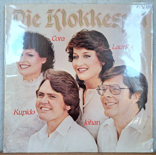 Die Klokkenspel - met Laurika Rauch, Kupido, Cora Marie and Johan Stemmet