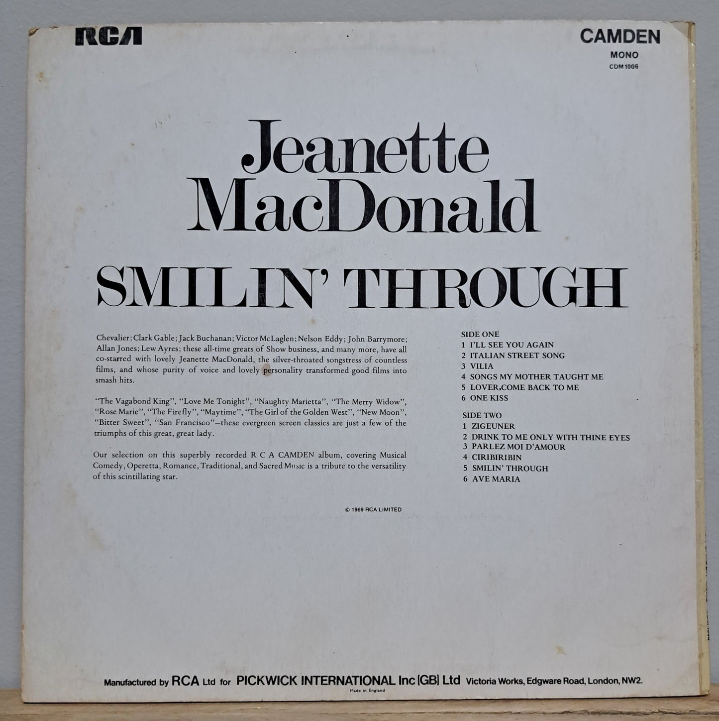 Jeanette MacDonald - Smilin' Through