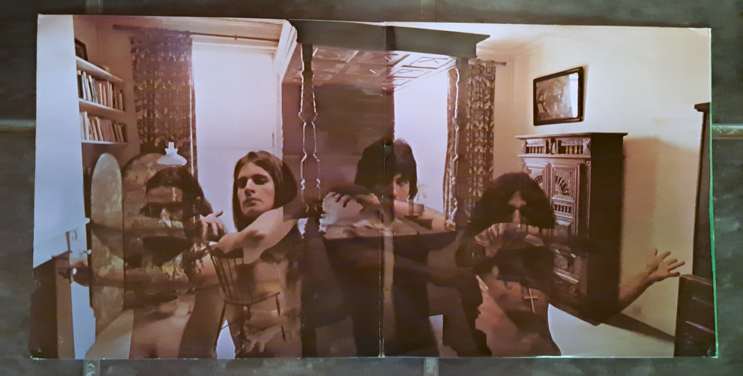 Black Sabbath - Sabbath Bloody Sabbath
