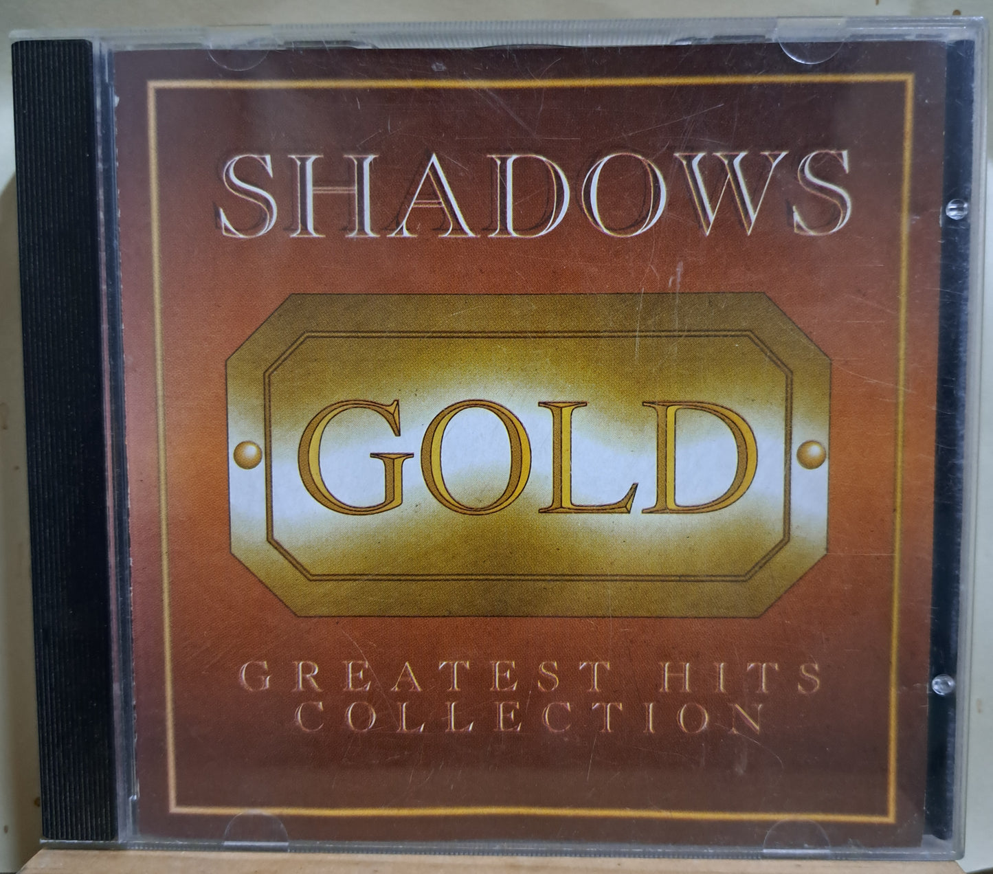 The Shadows - Gold, greatest hits collection (cd)