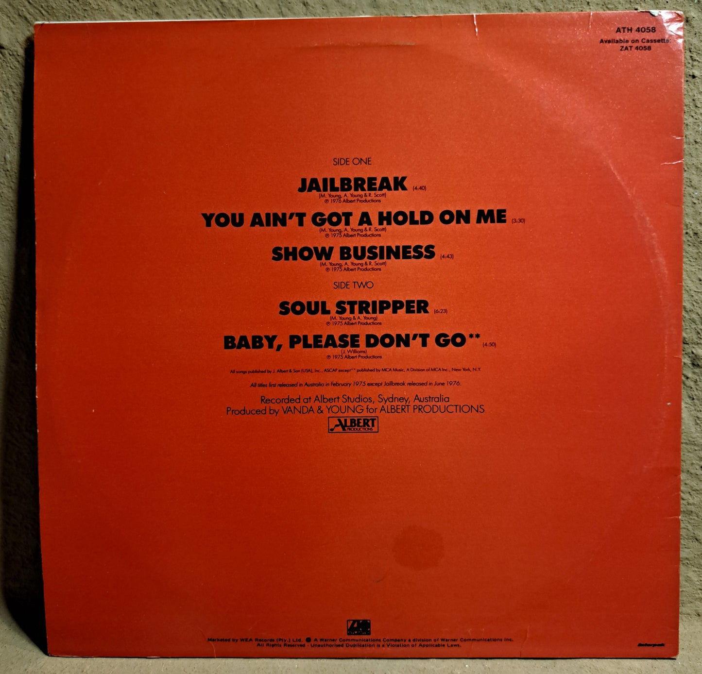 AC/DC - '74 Jailbreak