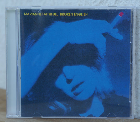 Marianne Faithfull - Broken English