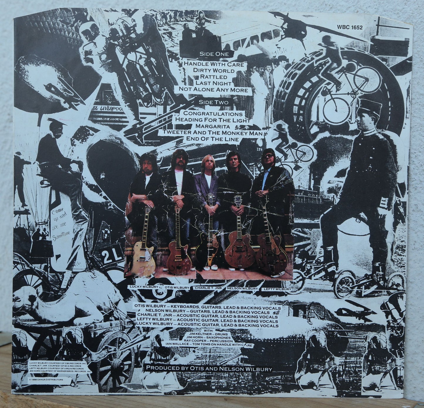 Traveling Wilburys - The Traveling Wilburys