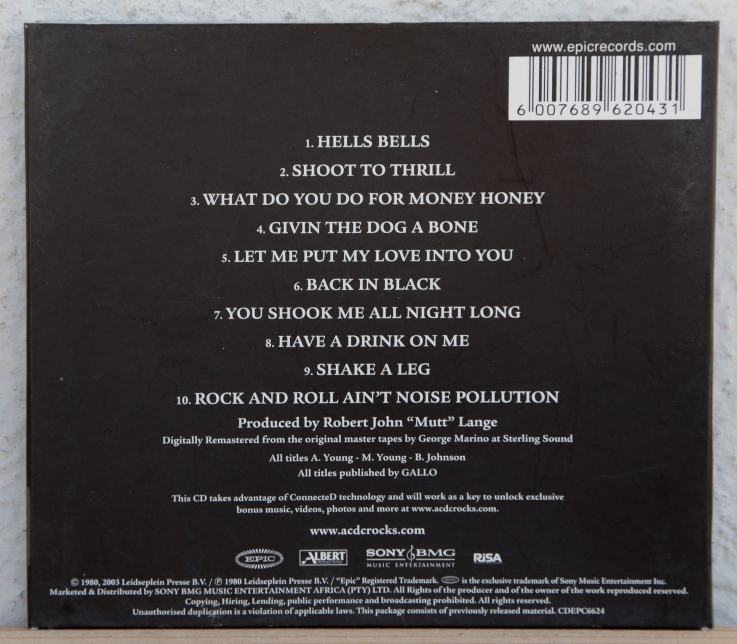 AC/DC - Back in Black (cd)