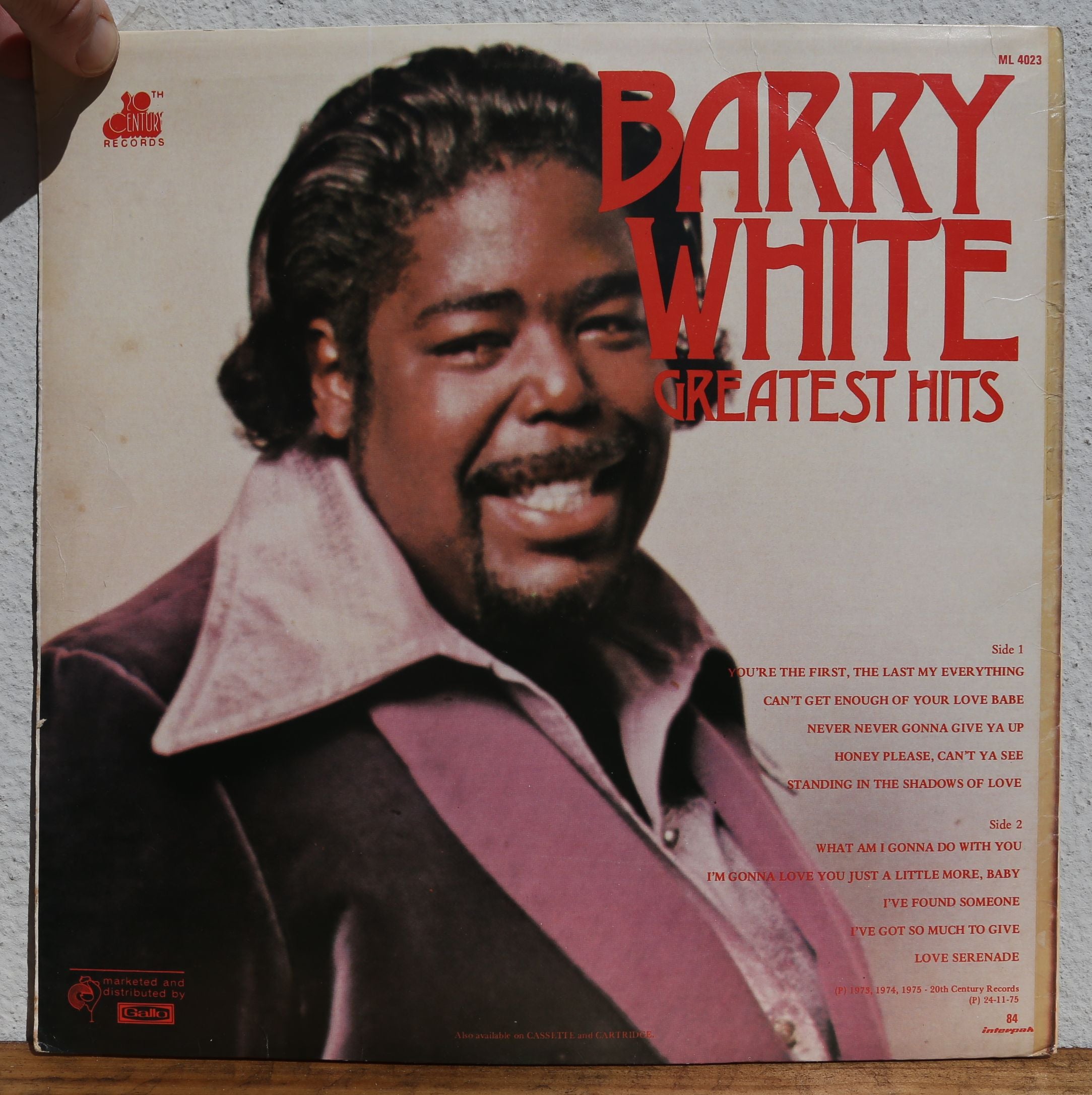 Barry White - Greatest Hits – R62 Music Store